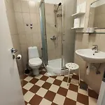 Adria Oda ve Kahvaltı 3*