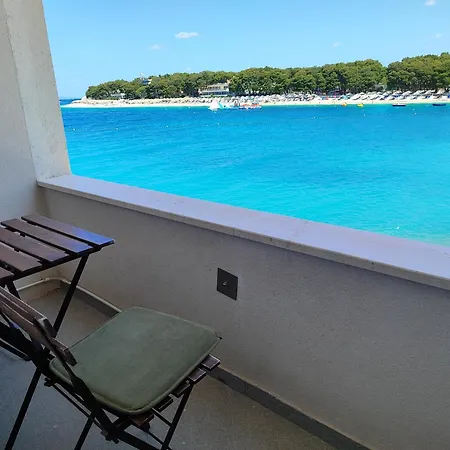 Adria krevet i doručak